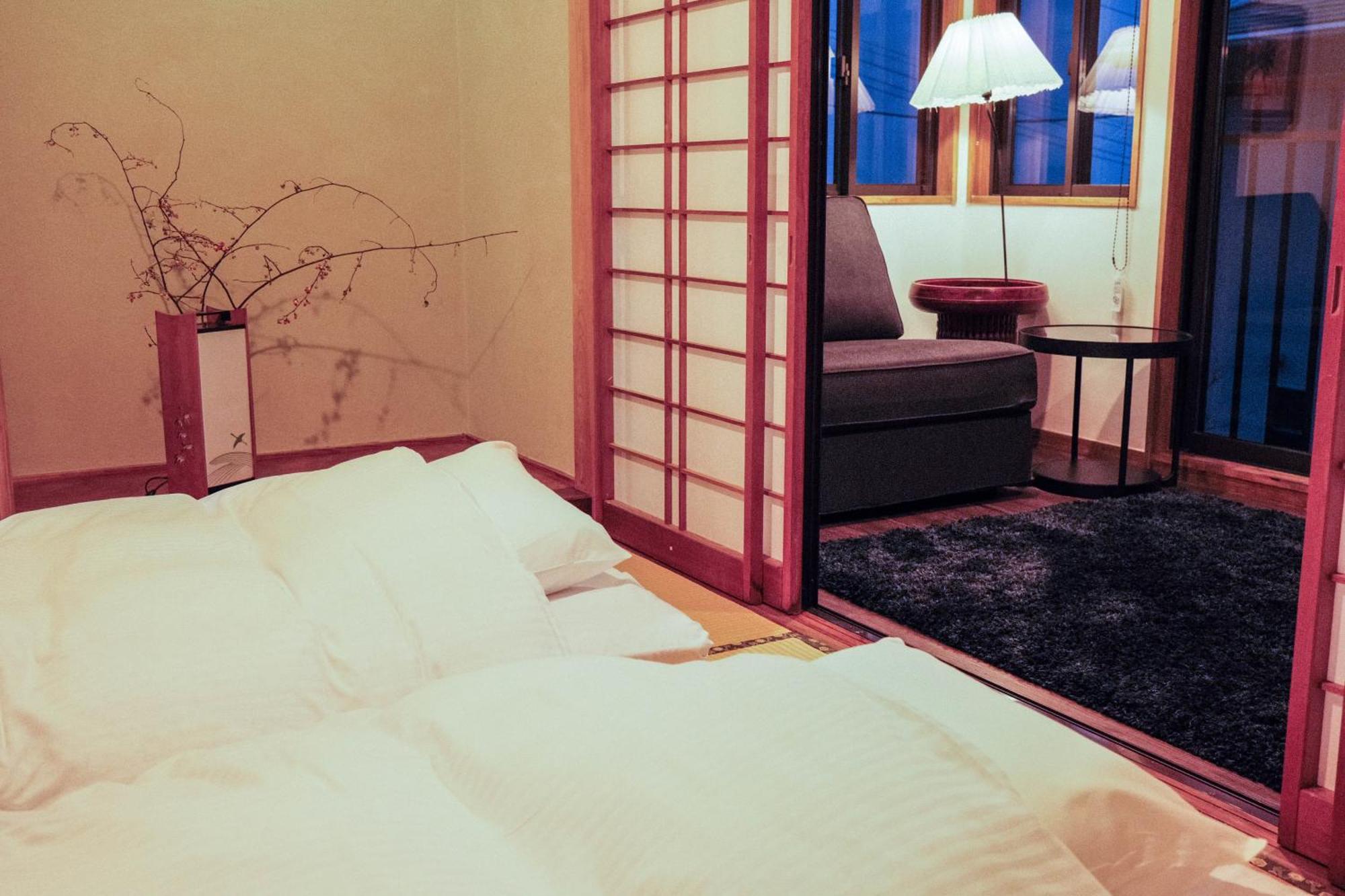 伊豆高原 温泉付別荘 Isana Mountain Villa Futo Ngoại thất bức ảnh