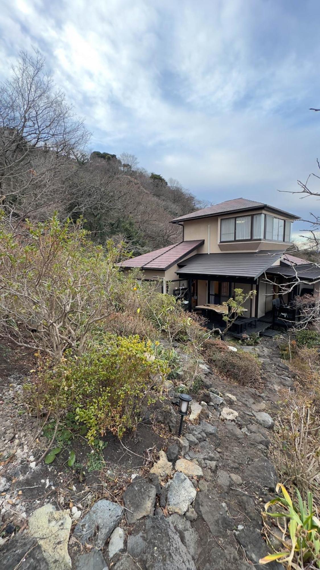 伊豆高原 温泉付別荘 Isana Mountain Villa Futo Ngoại thất bức ảnh