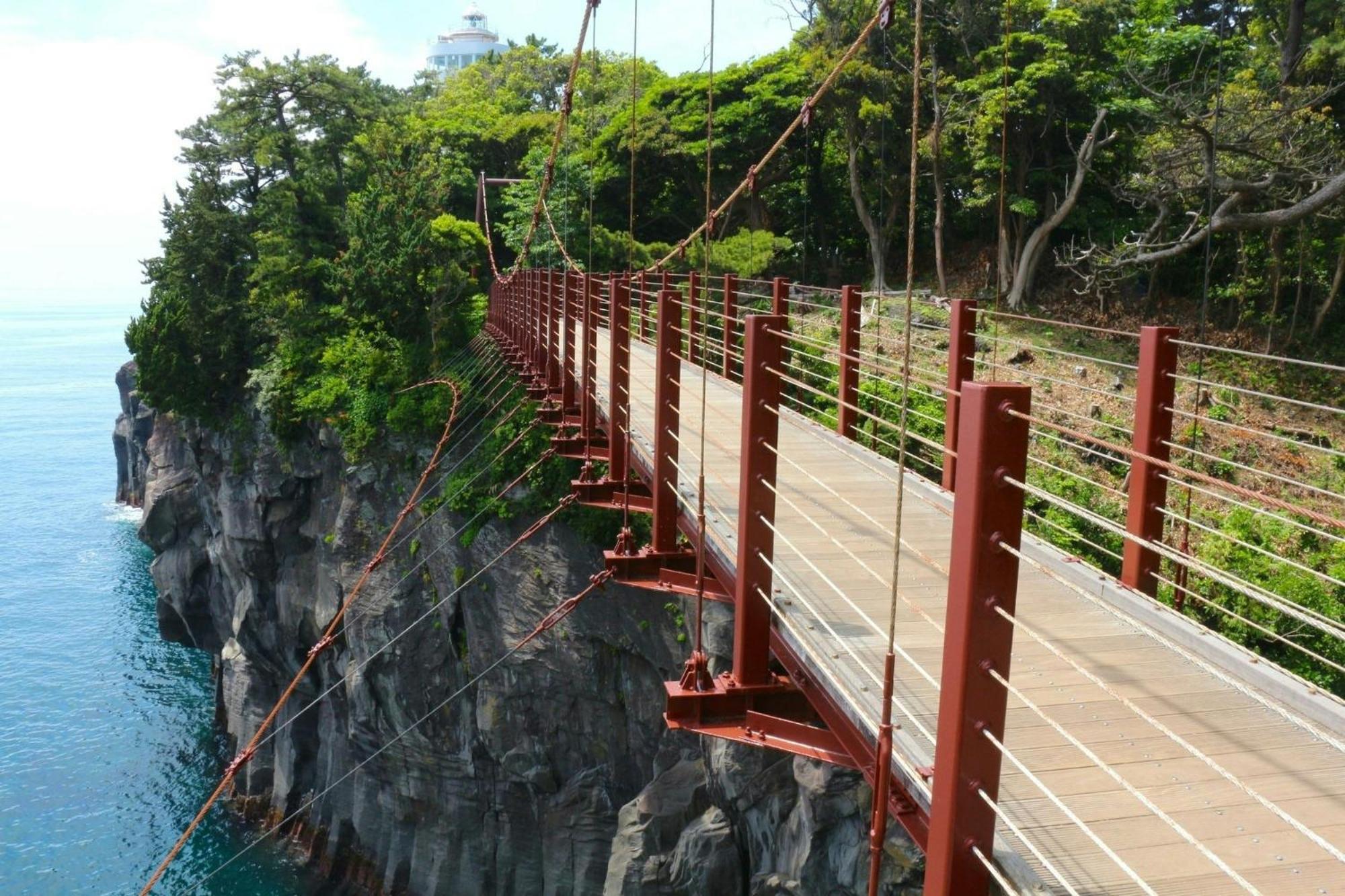 伊豆高原 温泉付別荘 Isana Mountain Villa Futo Ngoại thất bức ảnh